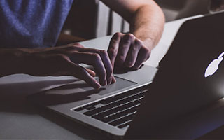 开云体育app-狮子伊布对上猫 失点后让点 进球意难平