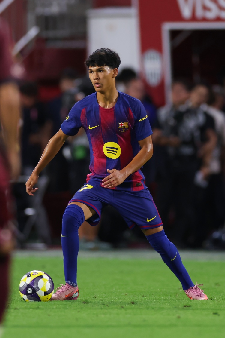 开云体育官网-每体：德罗感觉在巴萨无法实现抱负， 他看起来不会改变离队决定