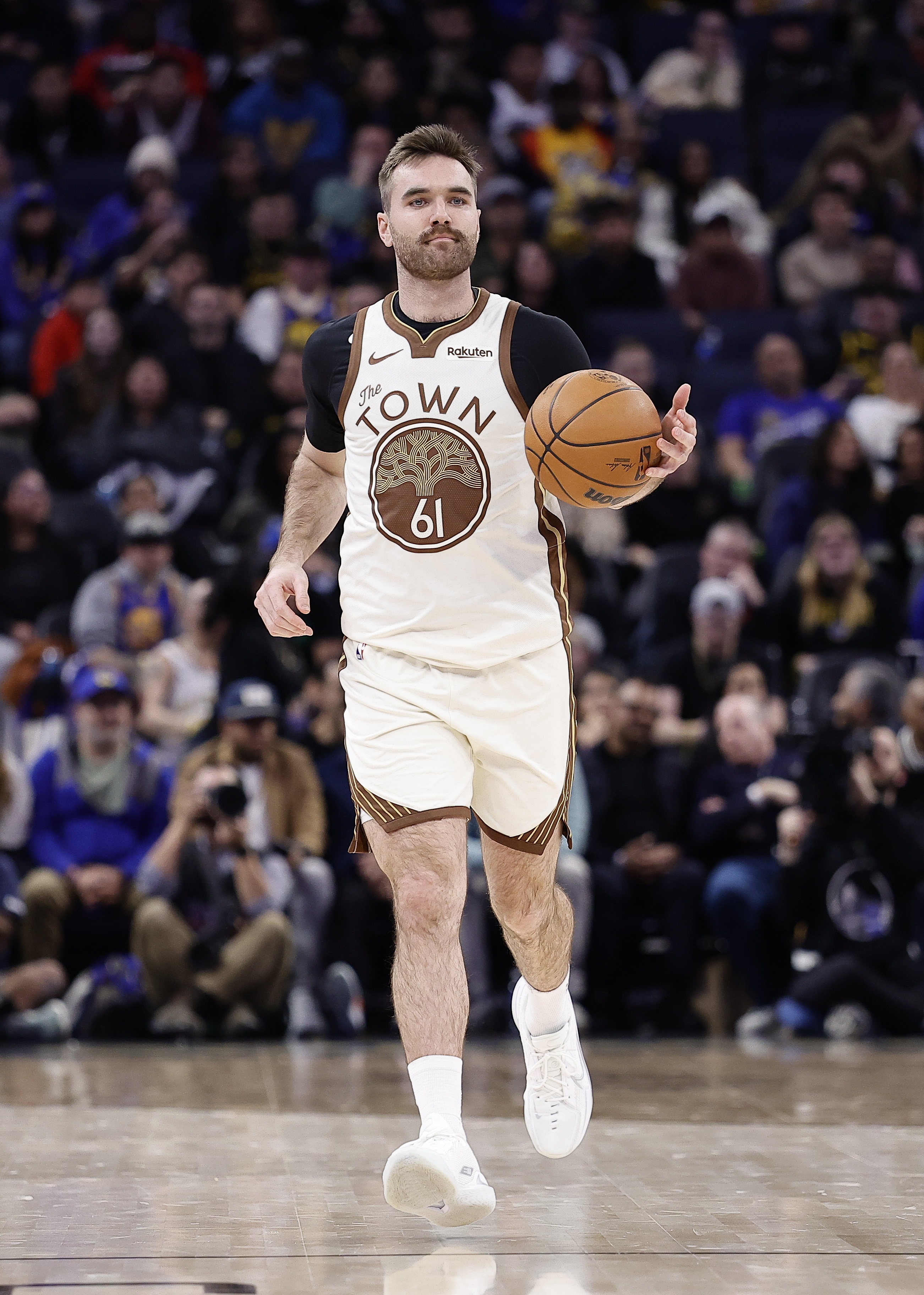 科尔：斯潘塞就是个斗士 他得到的一切都是自己拼来的